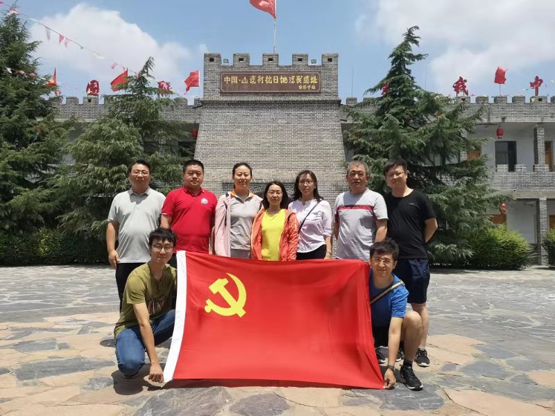 说明: D:\123威斯尼斯wns8888\E\威斯尼斯wns8888科研\工作相关\教职工第六党支部\2019\20190707地道战教育\780443362.jpg